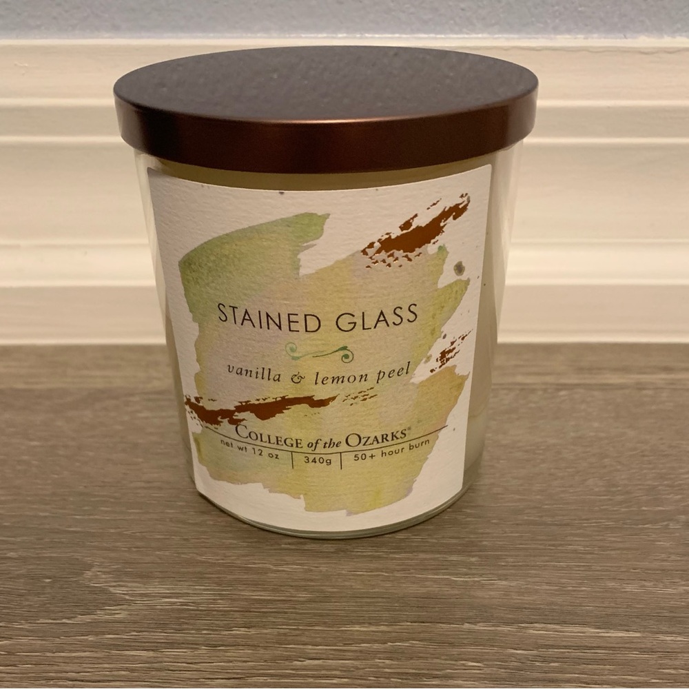 ☀️2 for $22☀️ College of the Ozarks Stained Glass Vanilla & Lemon Peel Candle